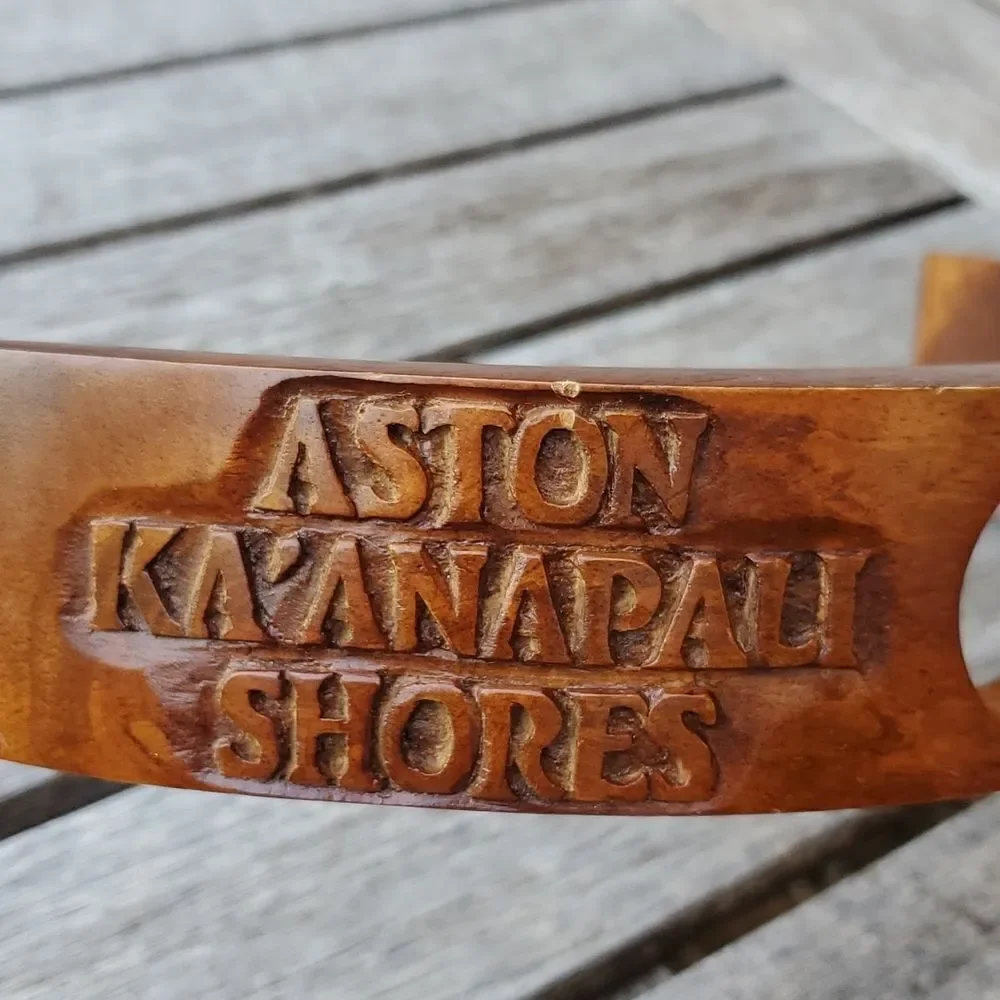 Vintage Wooden Aston Kaanapali Shores Wine Bottle Holder